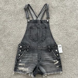 Abercrombie & Fitch black/grey wash short overalls